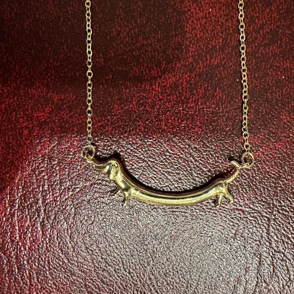 Dachshund Dog Necklace Gold Tone NWOT